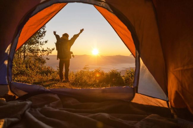 How to Find the Best Camping Deals
